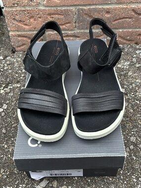 Ecco Black and White Platform Strap Sandals